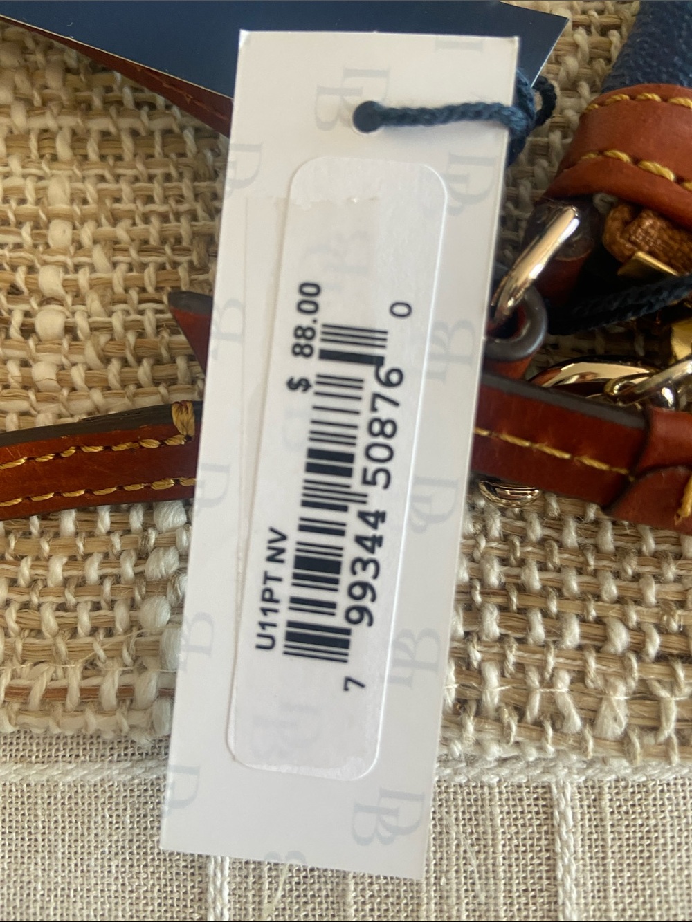 Dooney & Bourke “Pitt” wristlet with strap - NWT - Picture 6 of 7